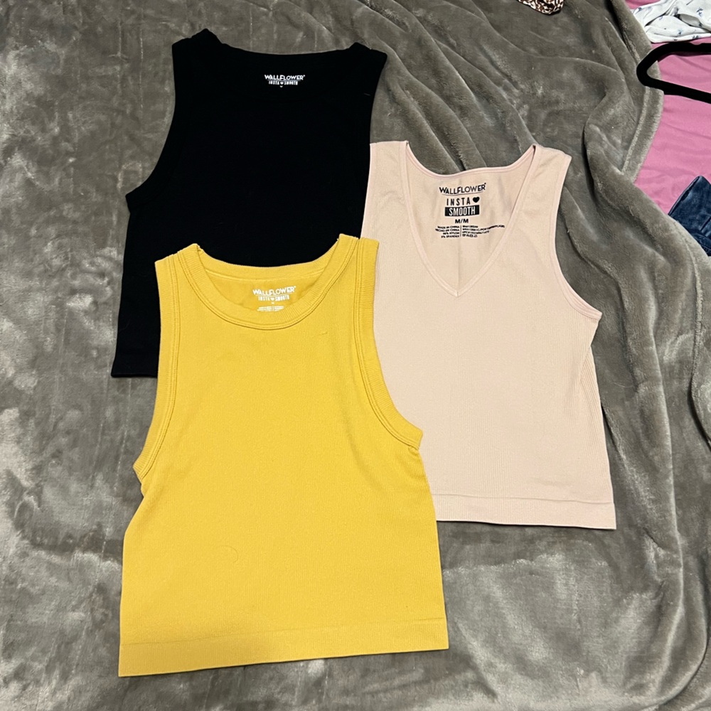 3 pack tank tops size medium